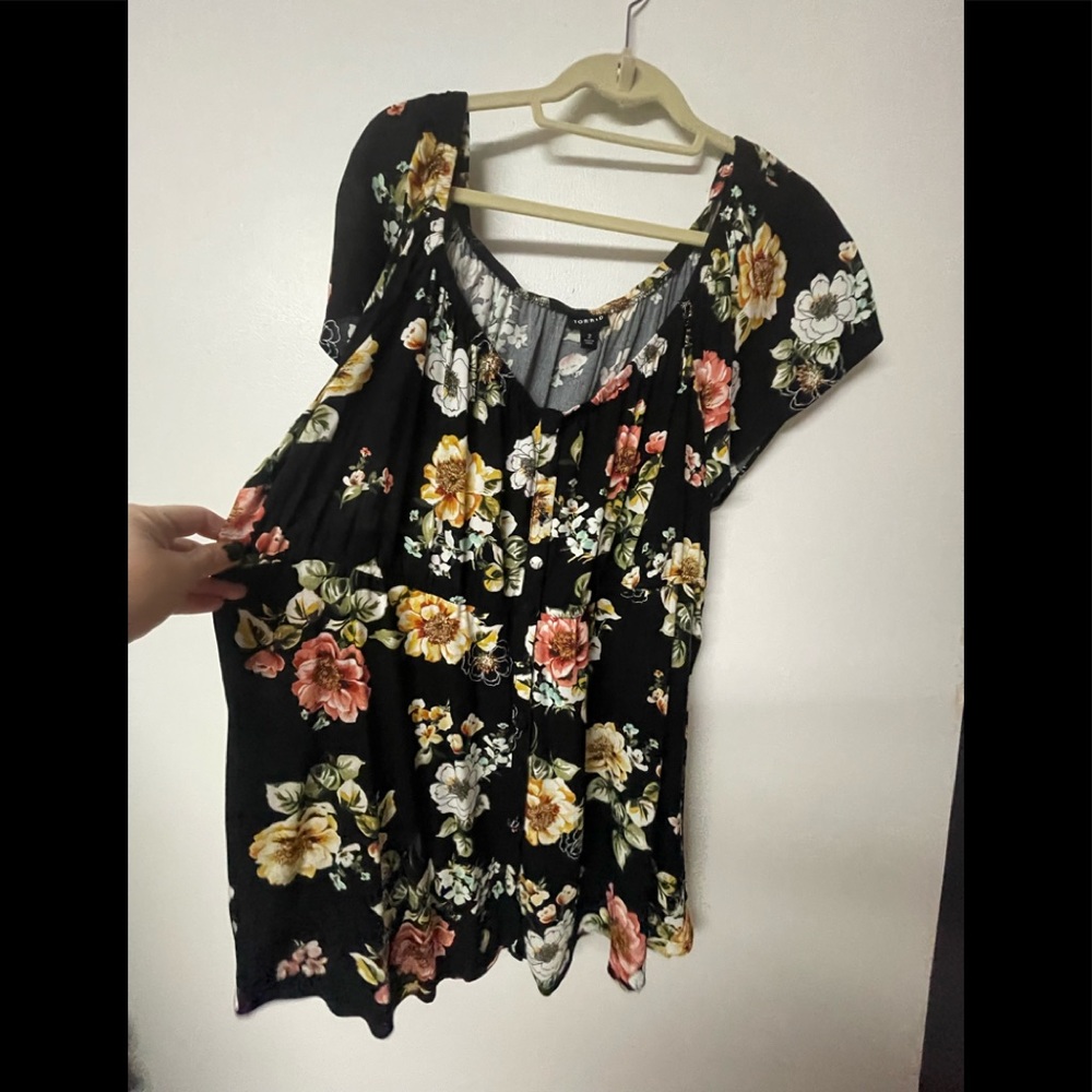 Optional off shoulder top